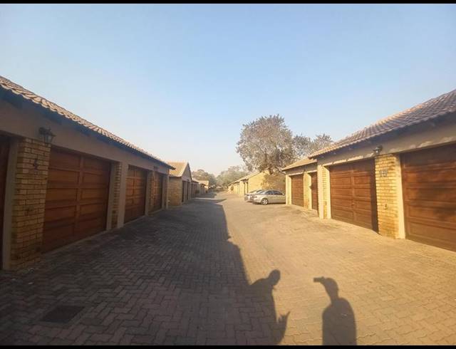 2 BEDROOM PROPERTY TO RENT IN STONERIDGE